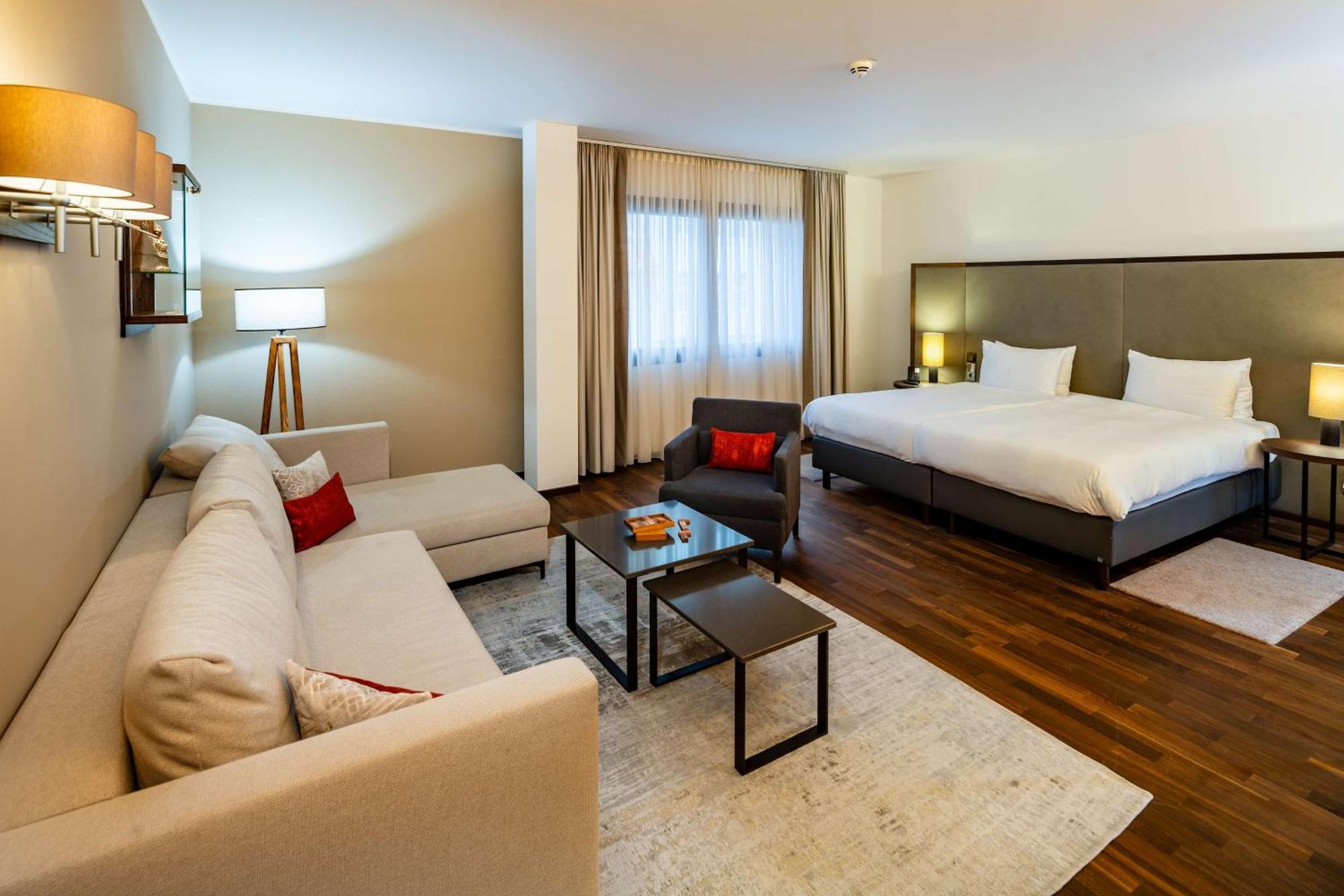 Park Plaza Hotel